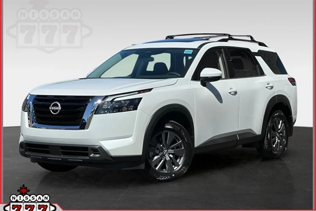 2025 Nissan Pathfinder SV photo 1