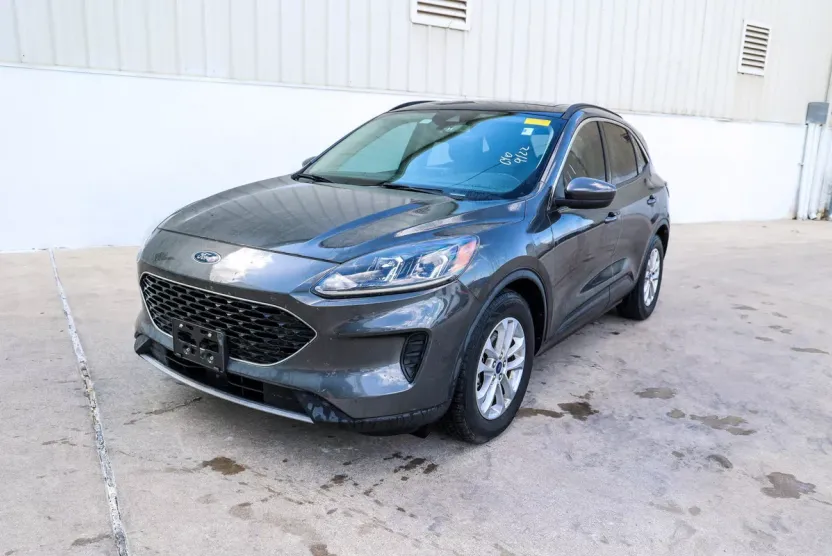 2020 Ford Escape SE photo 1