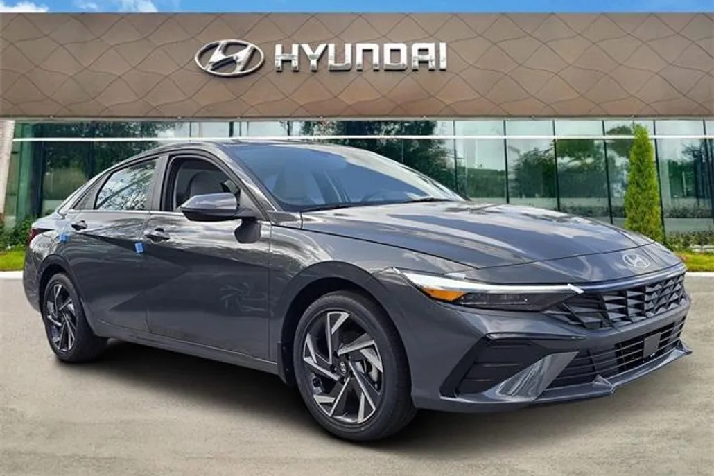 2025 Hyundai Elantra Hybrid Limited photo 1