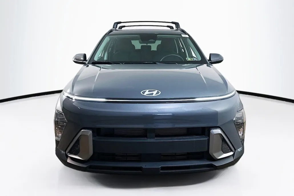 2025 Hyundai Kona SEL photo 1