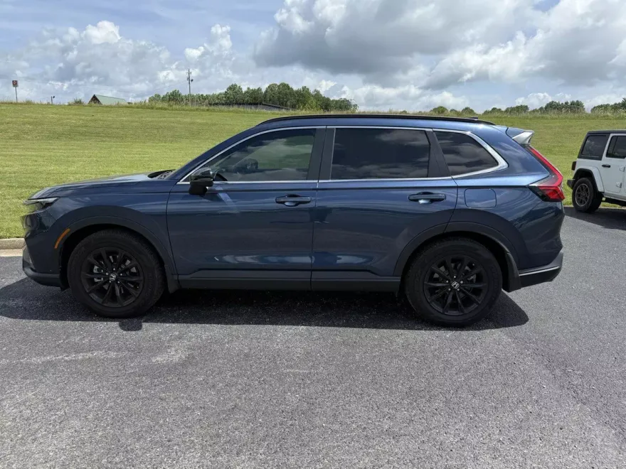2023 Honda CR-V Hybrid Sport photo 1
