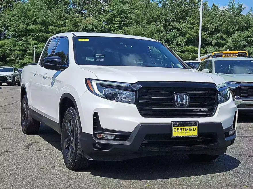 2023 Honda Ridgeline Black Edition photo 1