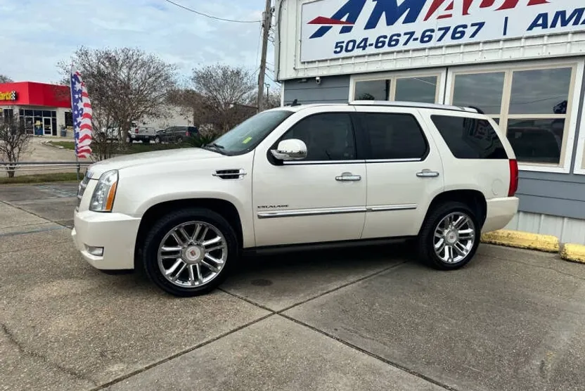 2014 Cadillac Escalade Platinum photo 1