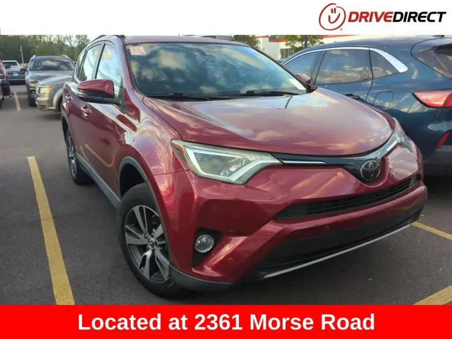 2018 Toyota RAV4 XLE photo 1