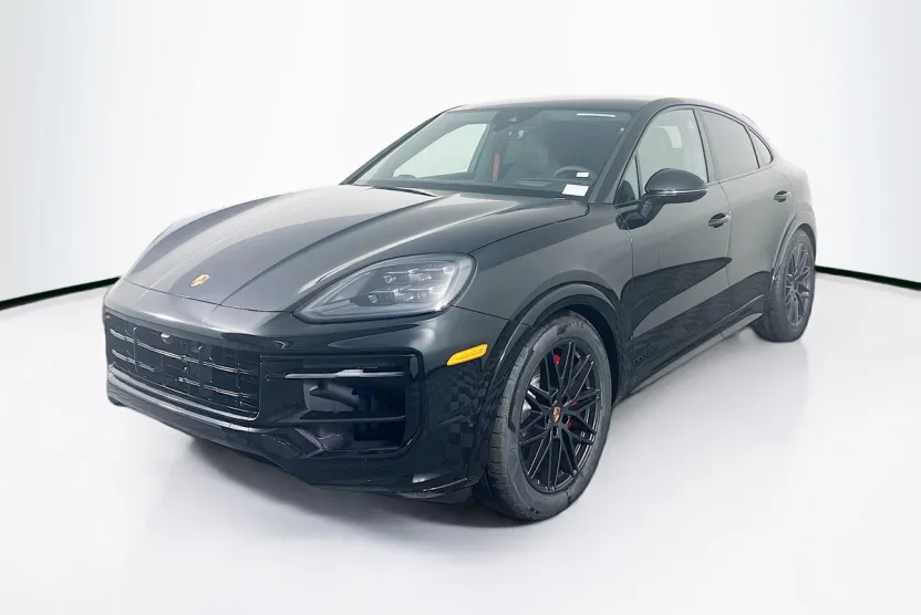 2026 Porsche Cayenne GTS Coupe photo 1