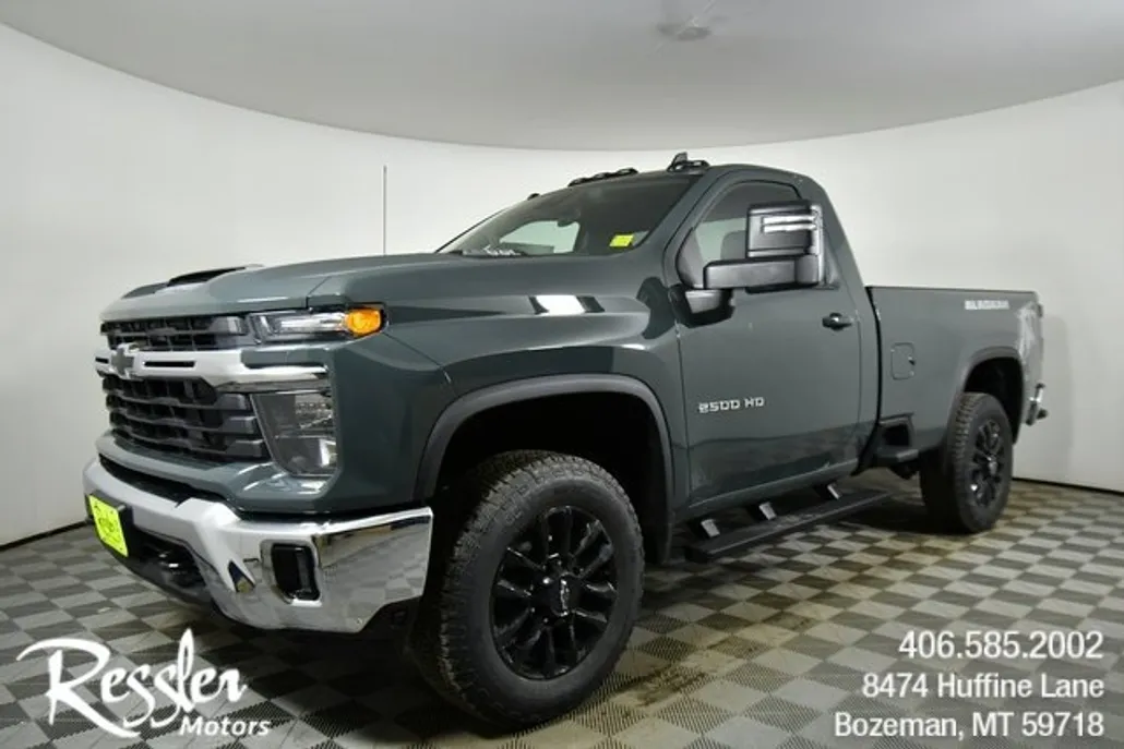 2025 Chevrolet Silverado 2500HD LT photo 1