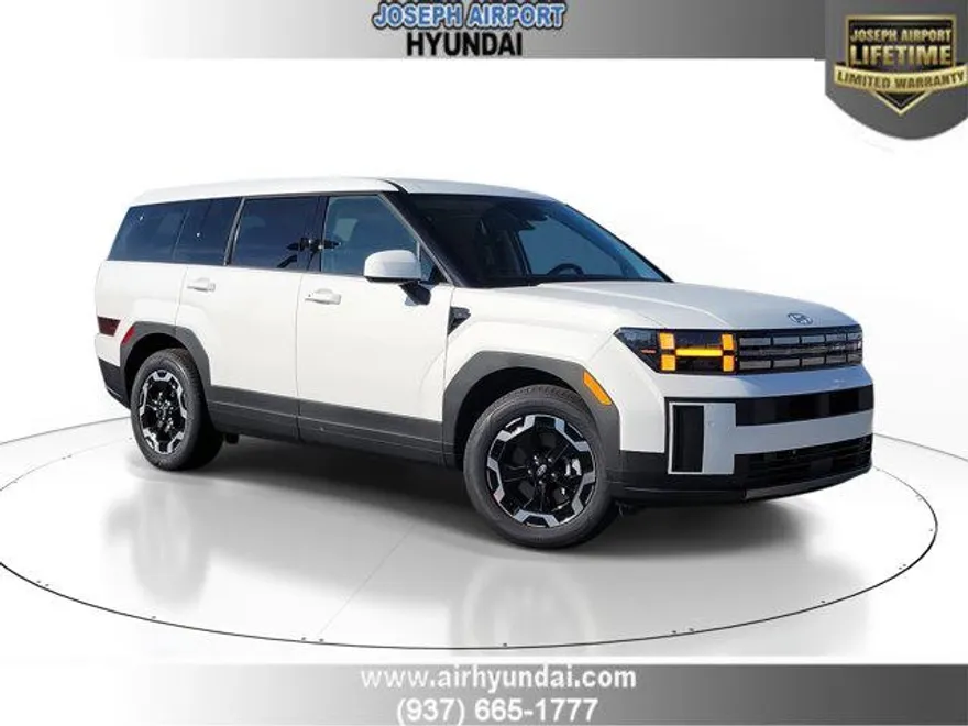 2026 Hyundai Santa Fe SE photo 1