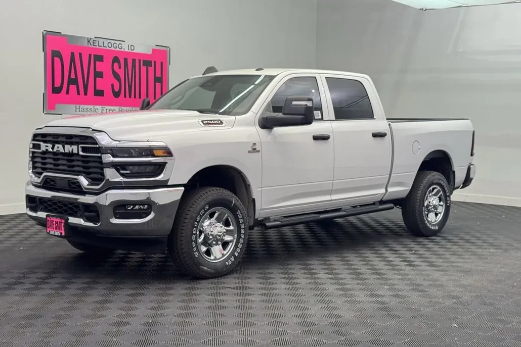 2025 Ram 2500 Tradesman photo 1