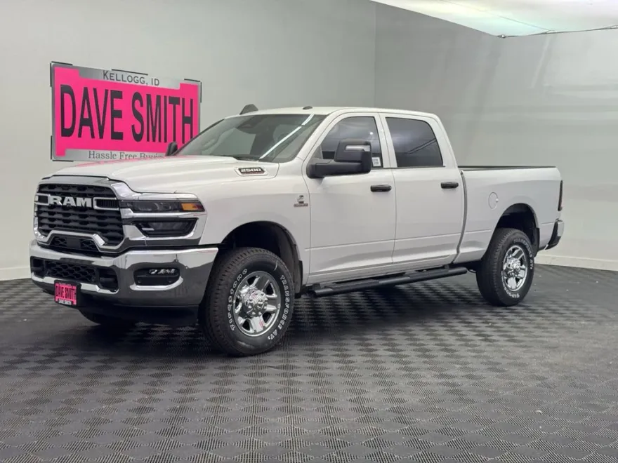 2025 Ram 2500 Tradesman photo 1