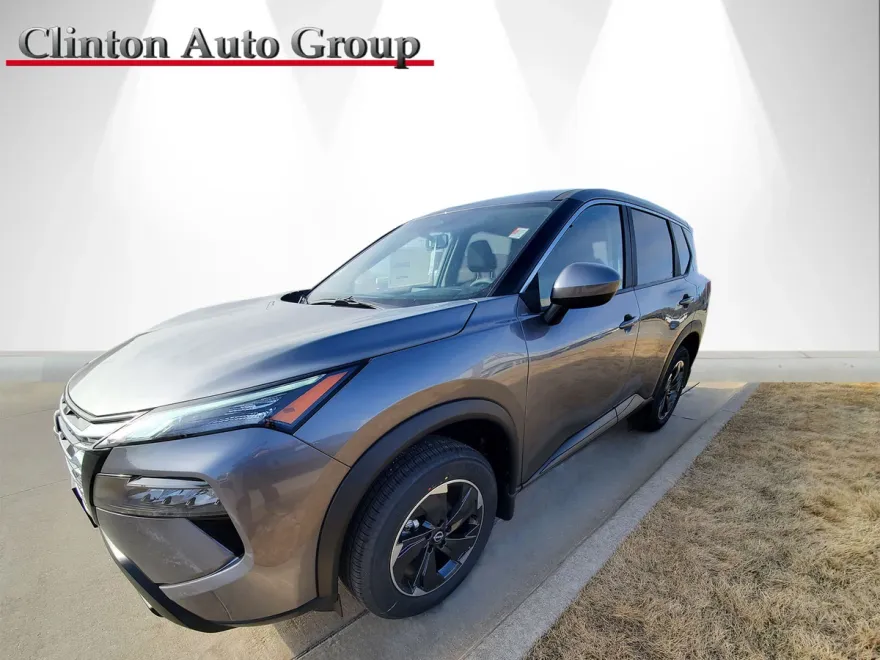 2025 Nissan Rogue SV photo 1