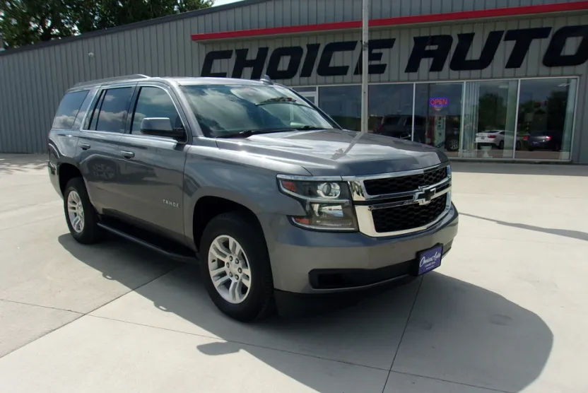 2020 Chevrolet Tahoe LT photo 1