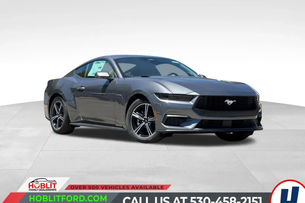 2025 Ford Mustang EcoBoost photo 1
