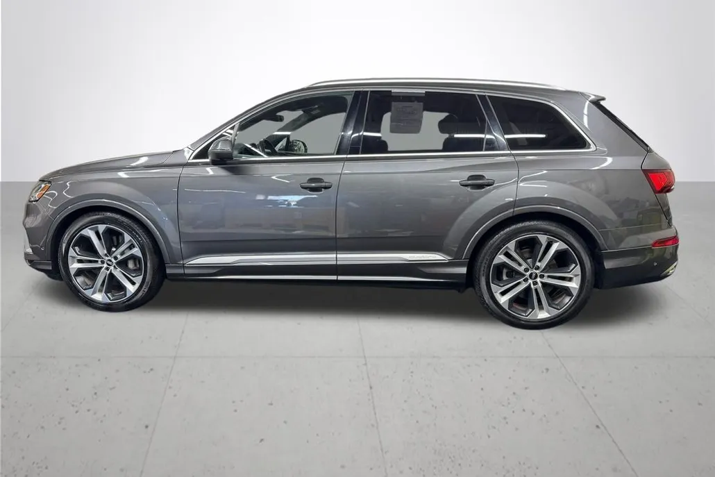 2021 Audi Q7 55 Prestige photo 1