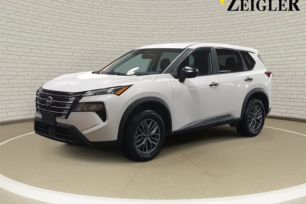2024 Nissan Rogue S photo 1