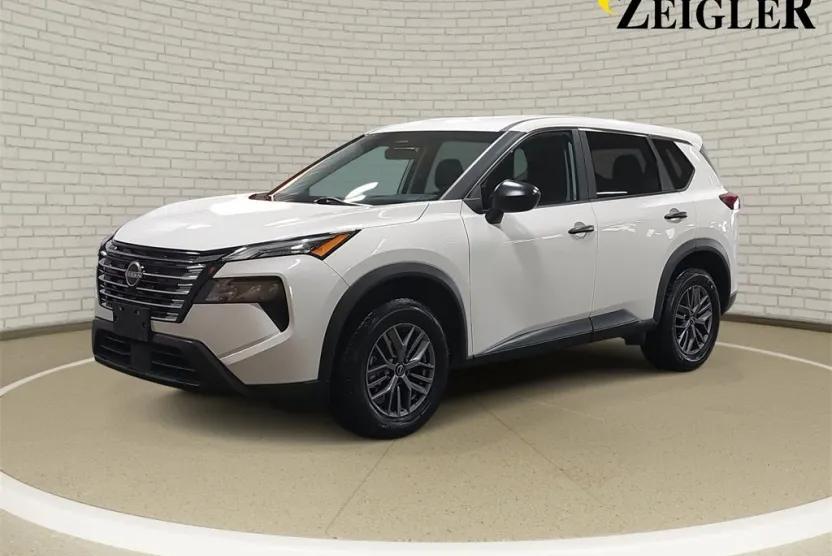 2024 Nissan Rogue S photo 1
