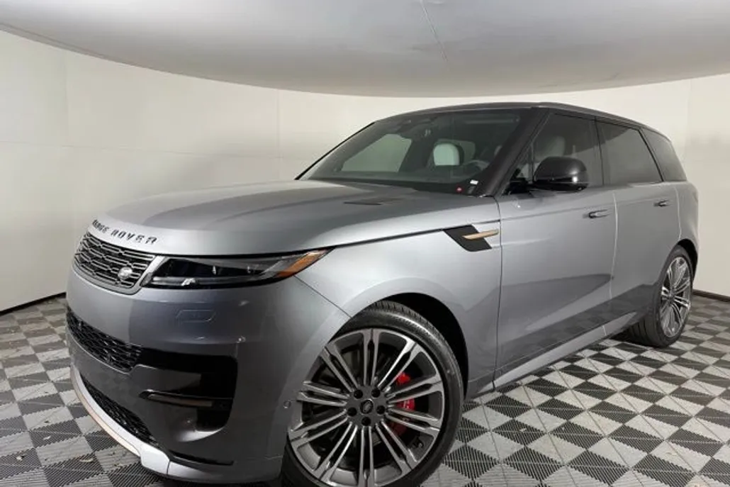 2025 Land Rover Range Rover Sport SE photo 1
