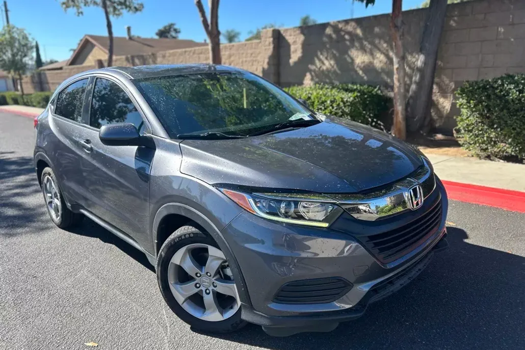 2019 Honda HR-V LX photo 1