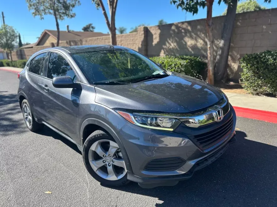 2019 Honda HR-V LX photo 1