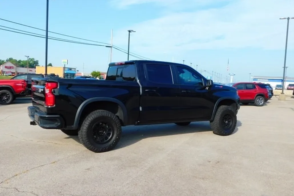 2023 Chevrolet Silverado 1500 ZR2 photo 1