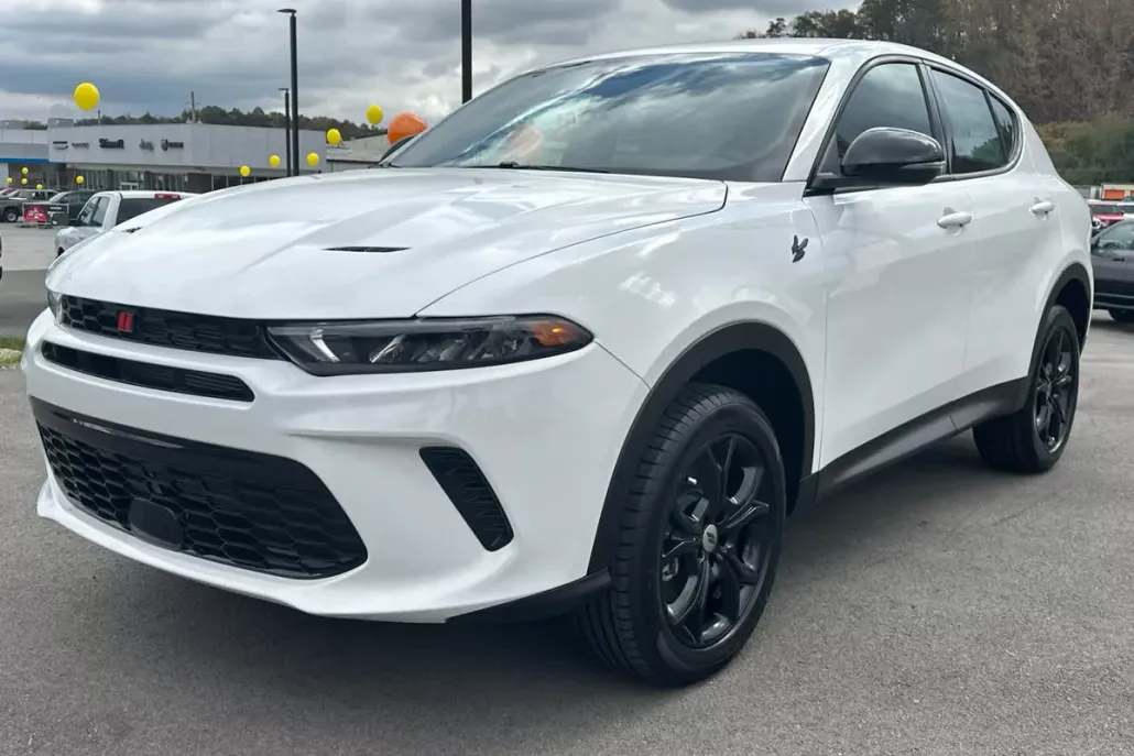 2024 Dodge Hornet GT photo 1