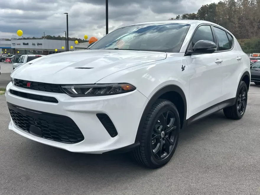 2024 Dodge Hornet GT photo 1