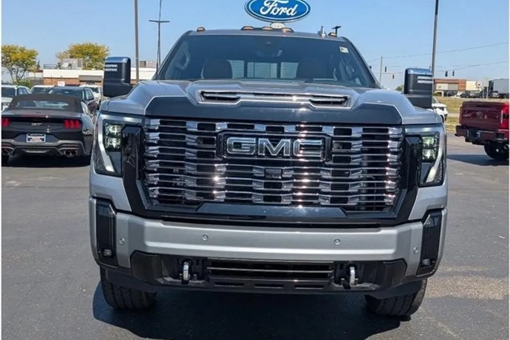 2025 Gmc Sierra 2500 HD Denali Ultimate photo 1