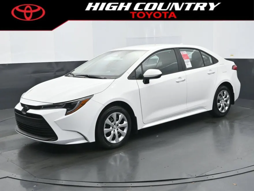 2026 Toyota Corolla LE photo 1