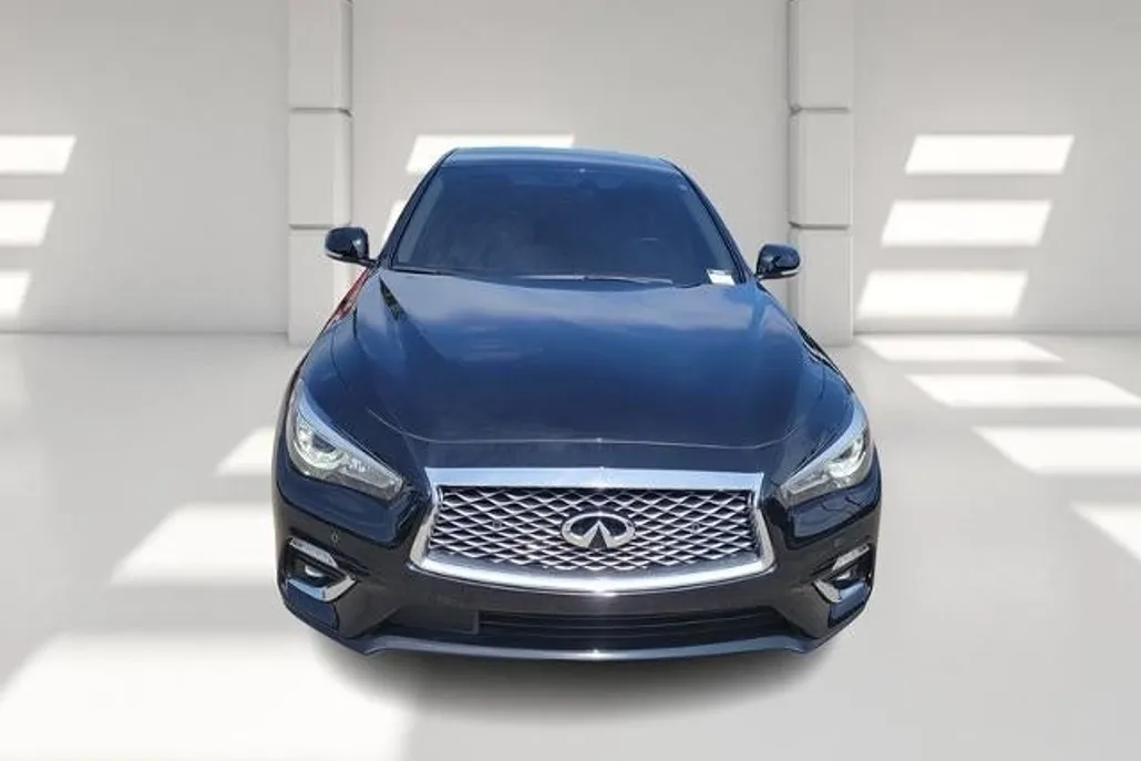 2023 Infiniti Q50 LUXE photo 1
