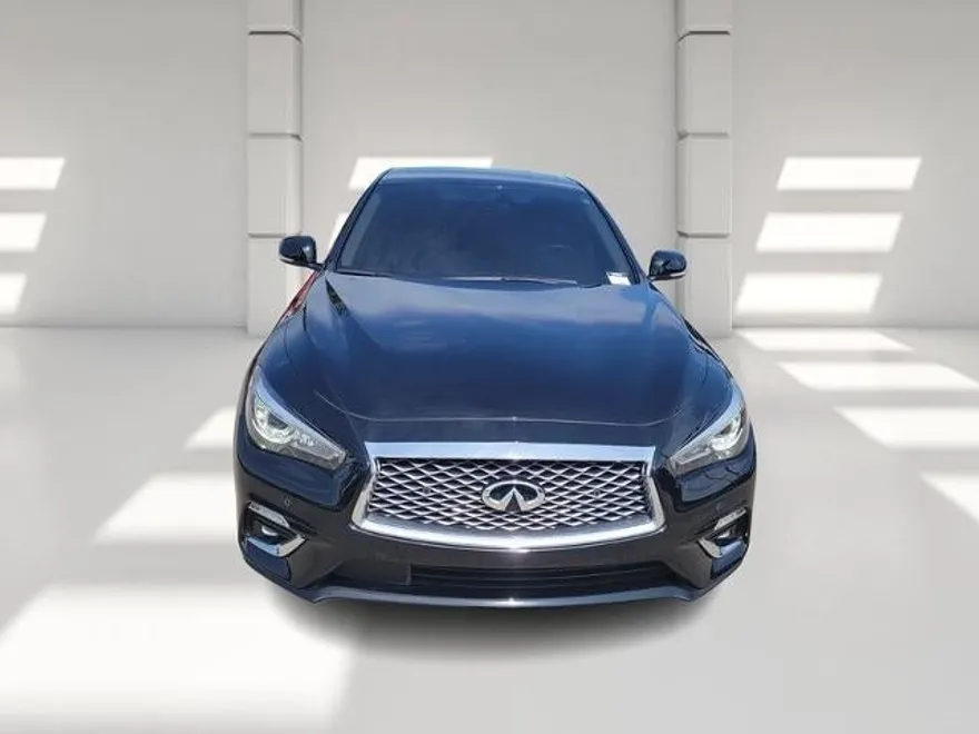 2023 Infiniti Q50 LUXE photo 1