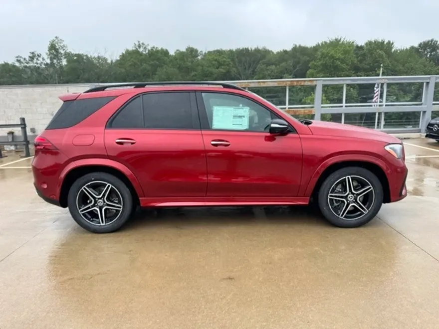 2025 Mercedes Benz GLE 350 4MATIC photo 1