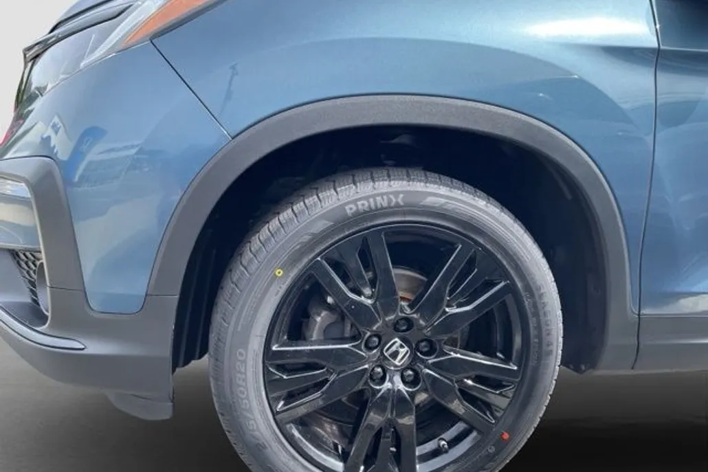 2021 Honda Pilot Special Edition photo 1