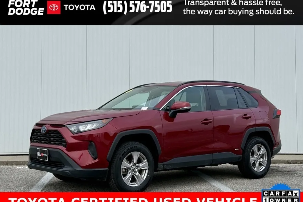 2022 Toyota RAV4 Hybrid LE photo 1