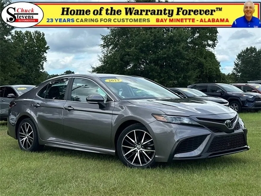 2023 Toyota Camry SE photo 1