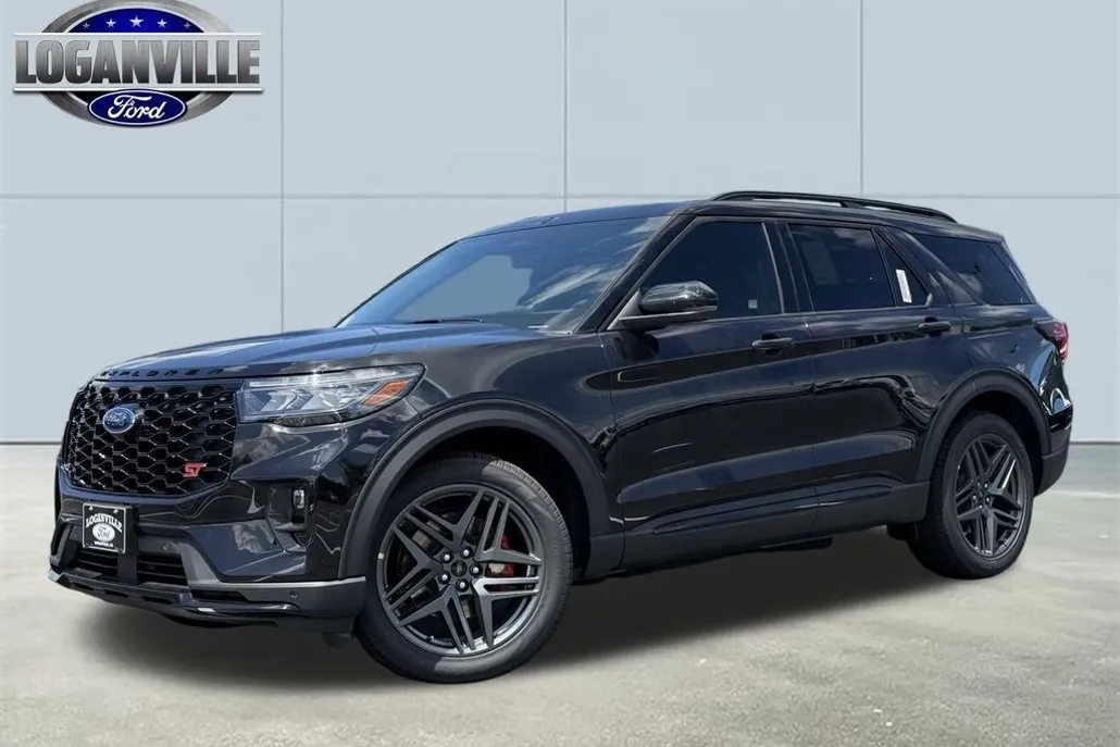 2025 Ford Explorer ST photo 1