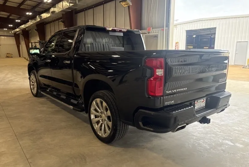 2021 Chevrolet Silverado 1500 High Country photo 1