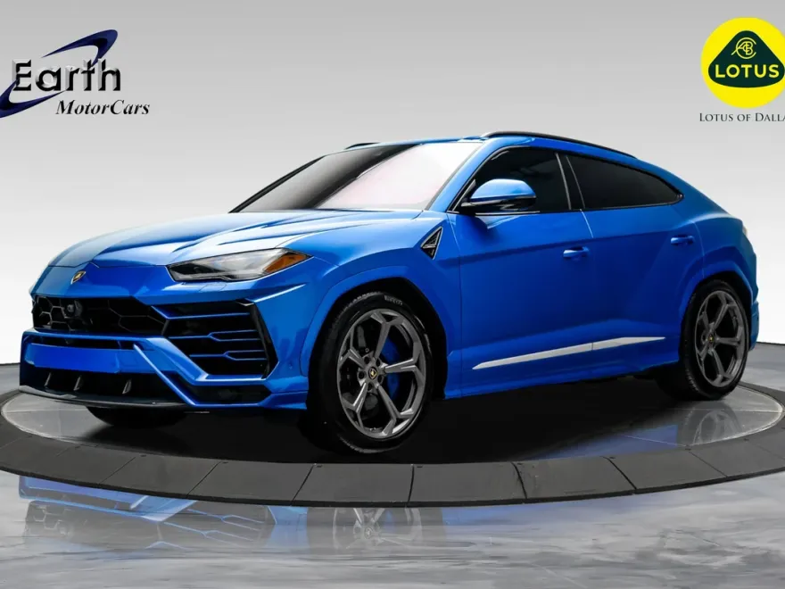 2019 Lamborghini Urus photo 1