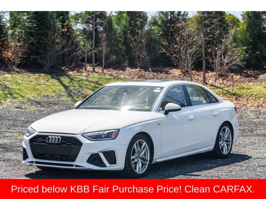 2023 Audi A4 45 S line Premium Plus photo 1