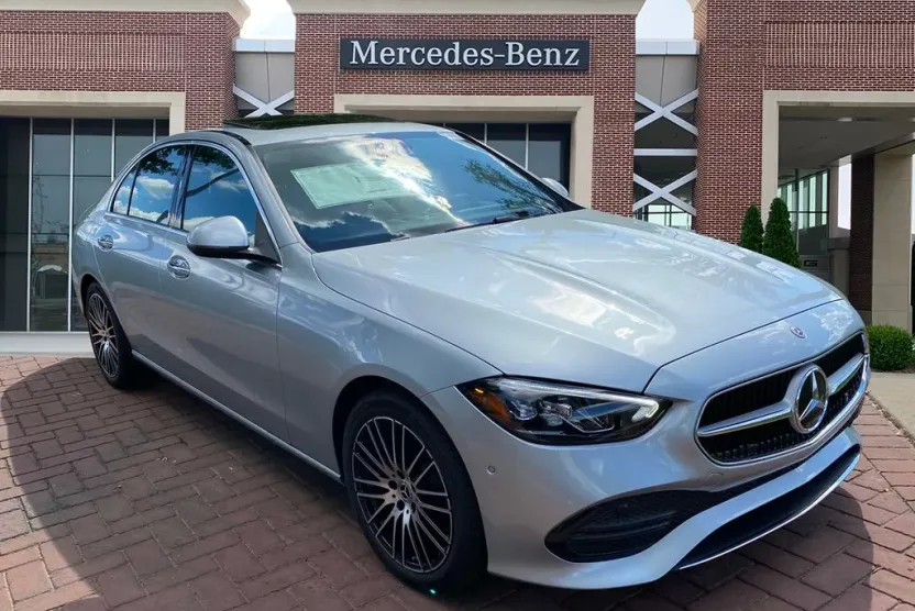 2024 Mercedes Benz C 300 photo 1