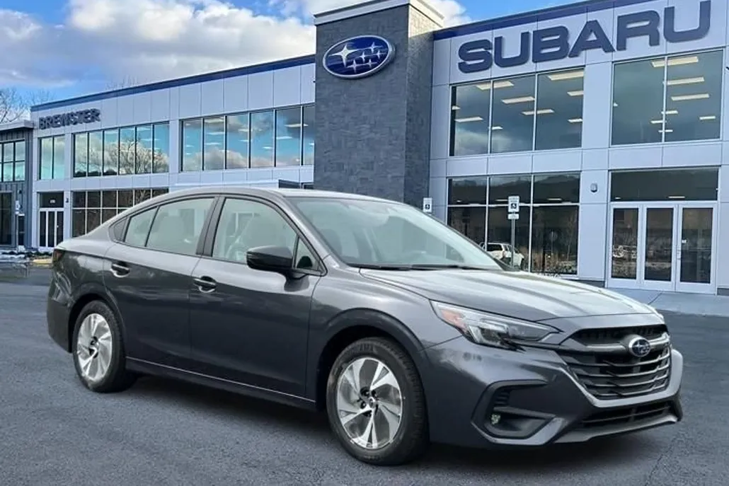 2025 Subaru Legacy Premium photo 1