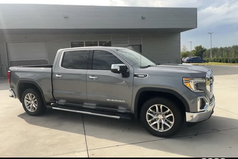 2020 Gmc Sierra 1500 SLT photo 1
