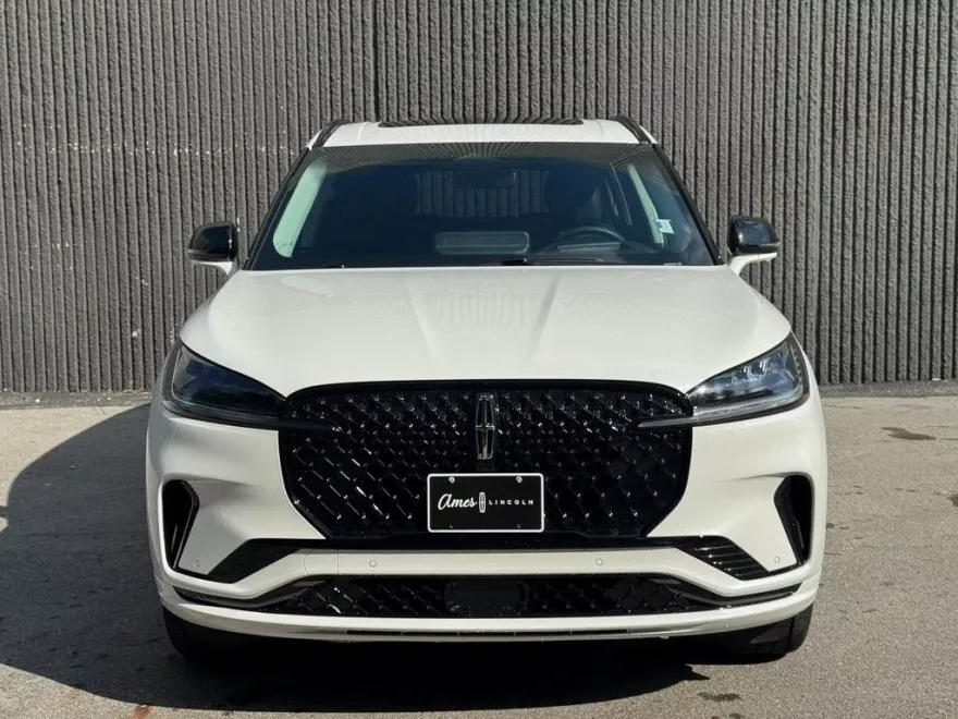 2025 Lincoln Aviator Premiere photo 1