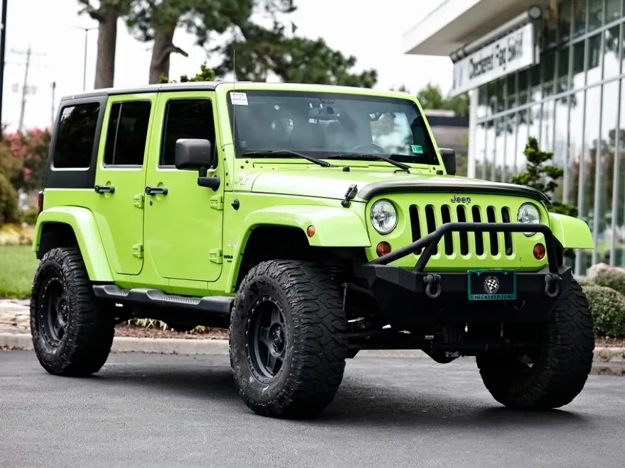 2013 Jeep Wrangler Unlimited Sahara photo 1