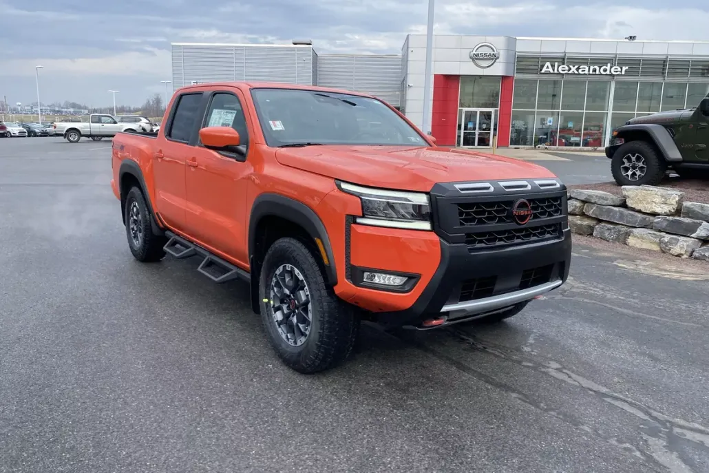 2025 Nissan Frontier PRO-4X photo 1