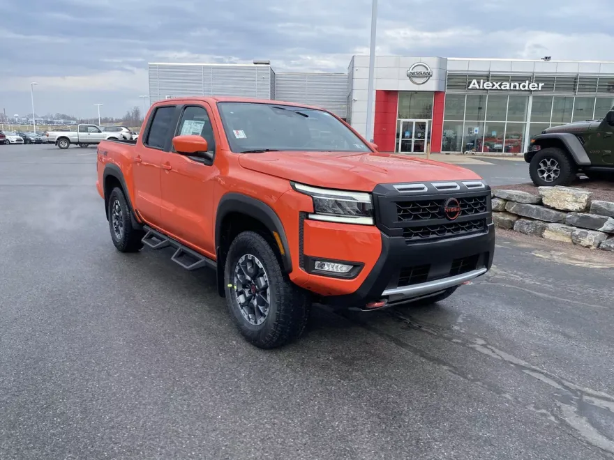 2025 Nissan Frontier PRO-4X photo 1