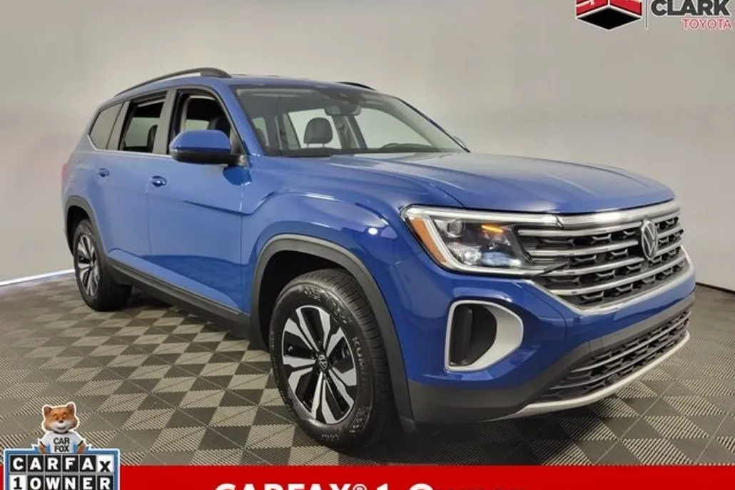 2025 Volkswagen Atlas SE photo 1
