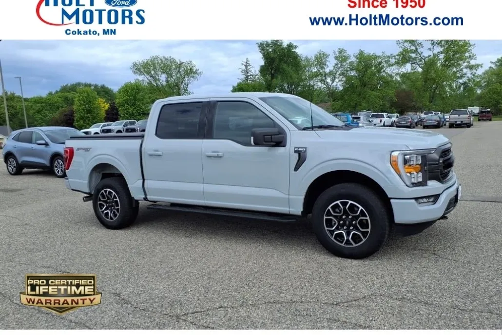 2023 Ford F-150 XLT photo 1
