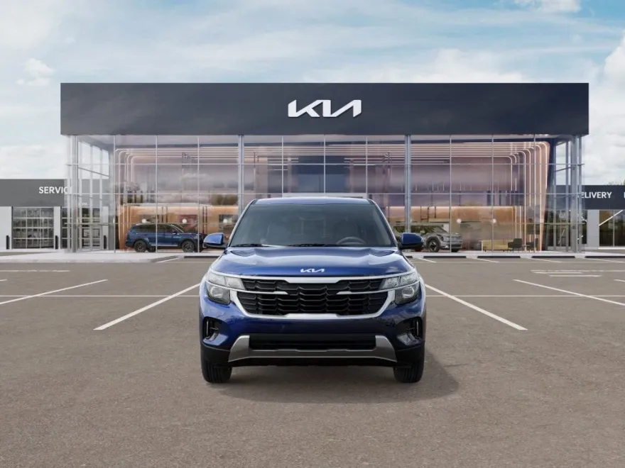 2026 Kia Seltos LX photo 1