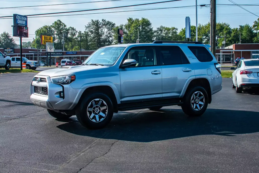 2024 Toyota 4Runner TRD photo 1