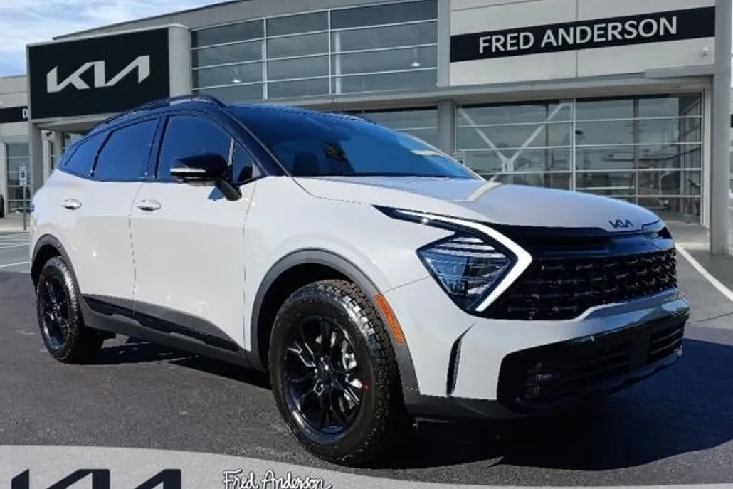 2025 Kia Sportage X-Pro Prestige photo 1