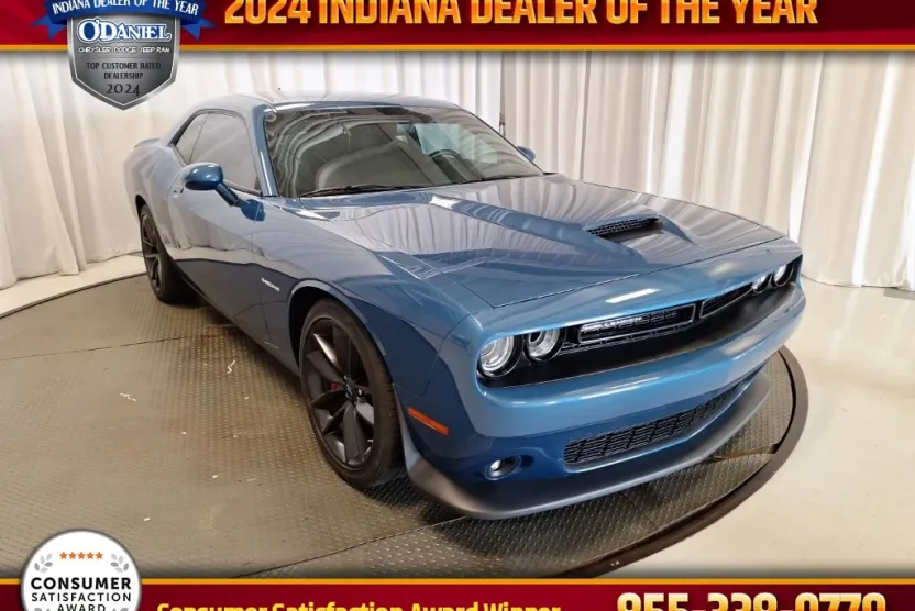 2022 Dodge Challenger R/T photo 1